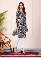 SUNEKH BEAUTIFUL DESIGN KURTI