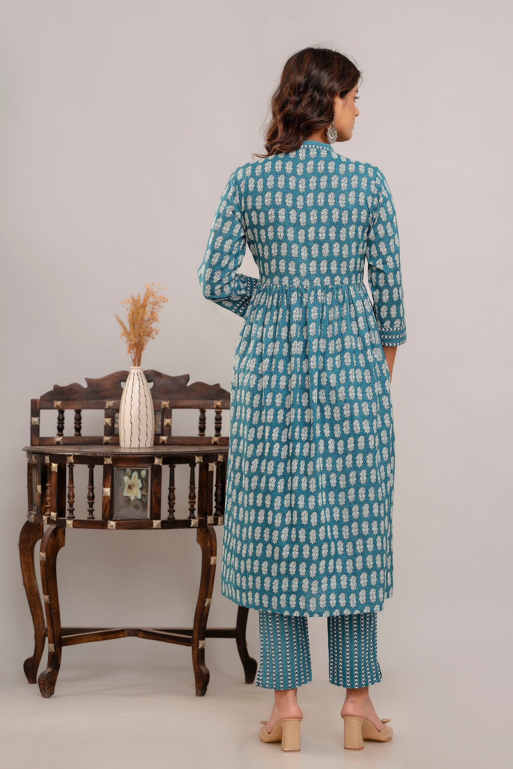 SUNEKH HIGH DEMAND KURTA SETS WITH HEAVY DESIGN PRINT