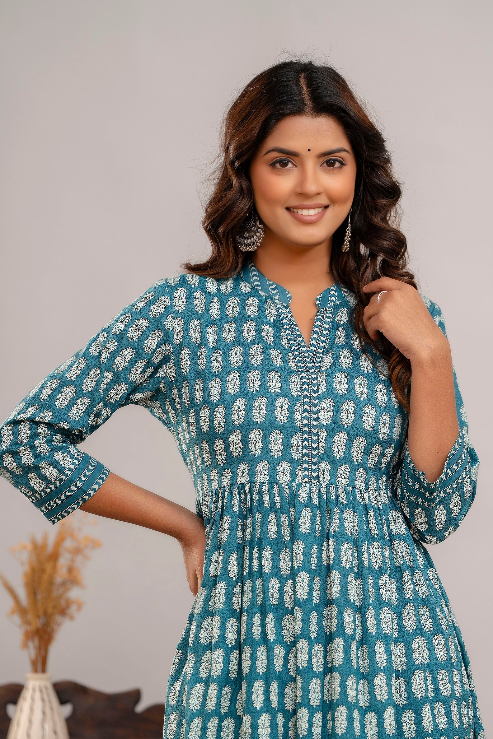 SUNEKH HIGH DEMAND KURTA SETS WITH HEAVY DESIGN PRINT